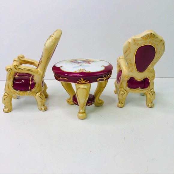Vintage 1898 China Company Miniture Porcelain Dollhouse Table & Chairs Set of 3 - Picture 6 of 10